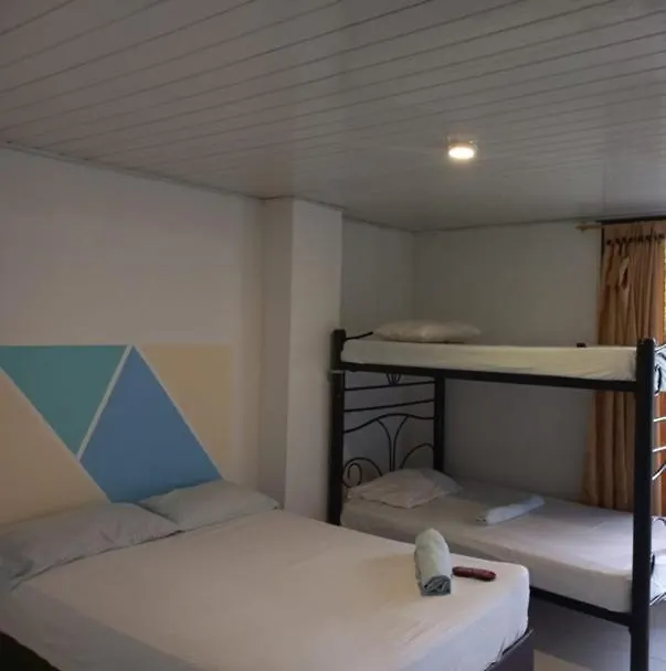 Star Hotel Cali 3*,